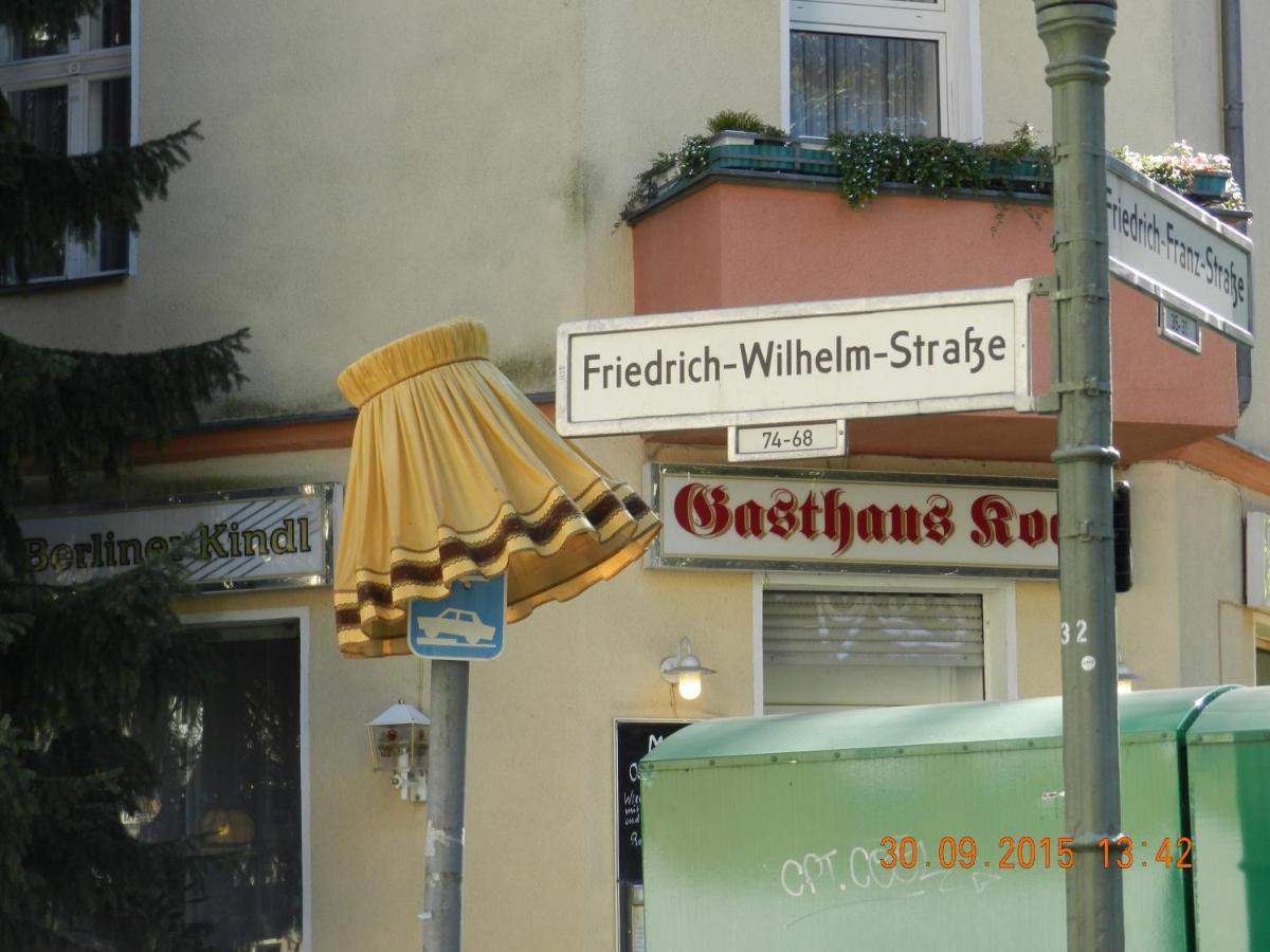 Pension Friedrich-Wilhelm Berlim Exterior foto